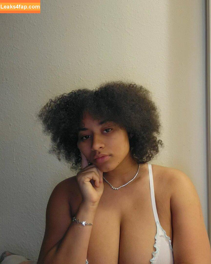 coco_ppop01 / Dina / cocopeepshow leaked photo photo #0051
