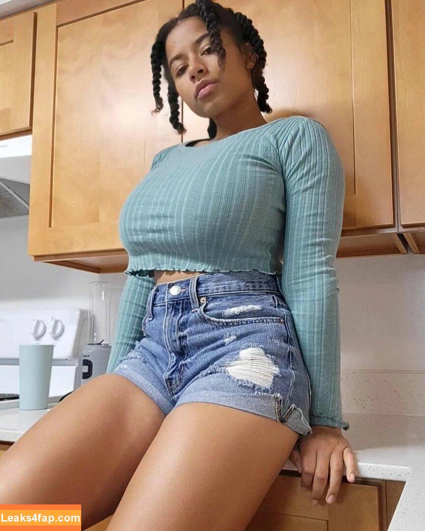 coco_ppop01 / Dina / cocopeepshow leaked photo photo #0062