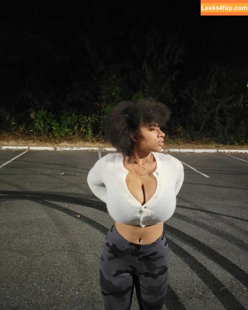 coco_ppop01 / Dina / cocopeepshow leaked photo photo #0076