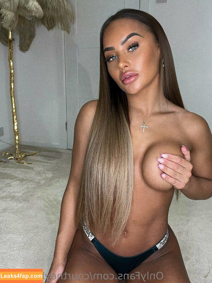 Courtney Hodgson / courtneyhodgson / courtneyhodgson1999 leaked photo photo #0056