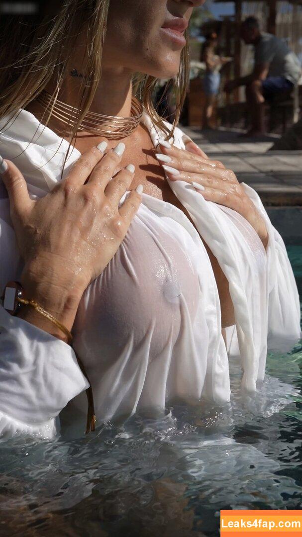 Cristina Gilabert Benito / criscanaria5 leaked photo photo #0064