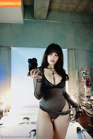 Cyberstephanie photo #0017