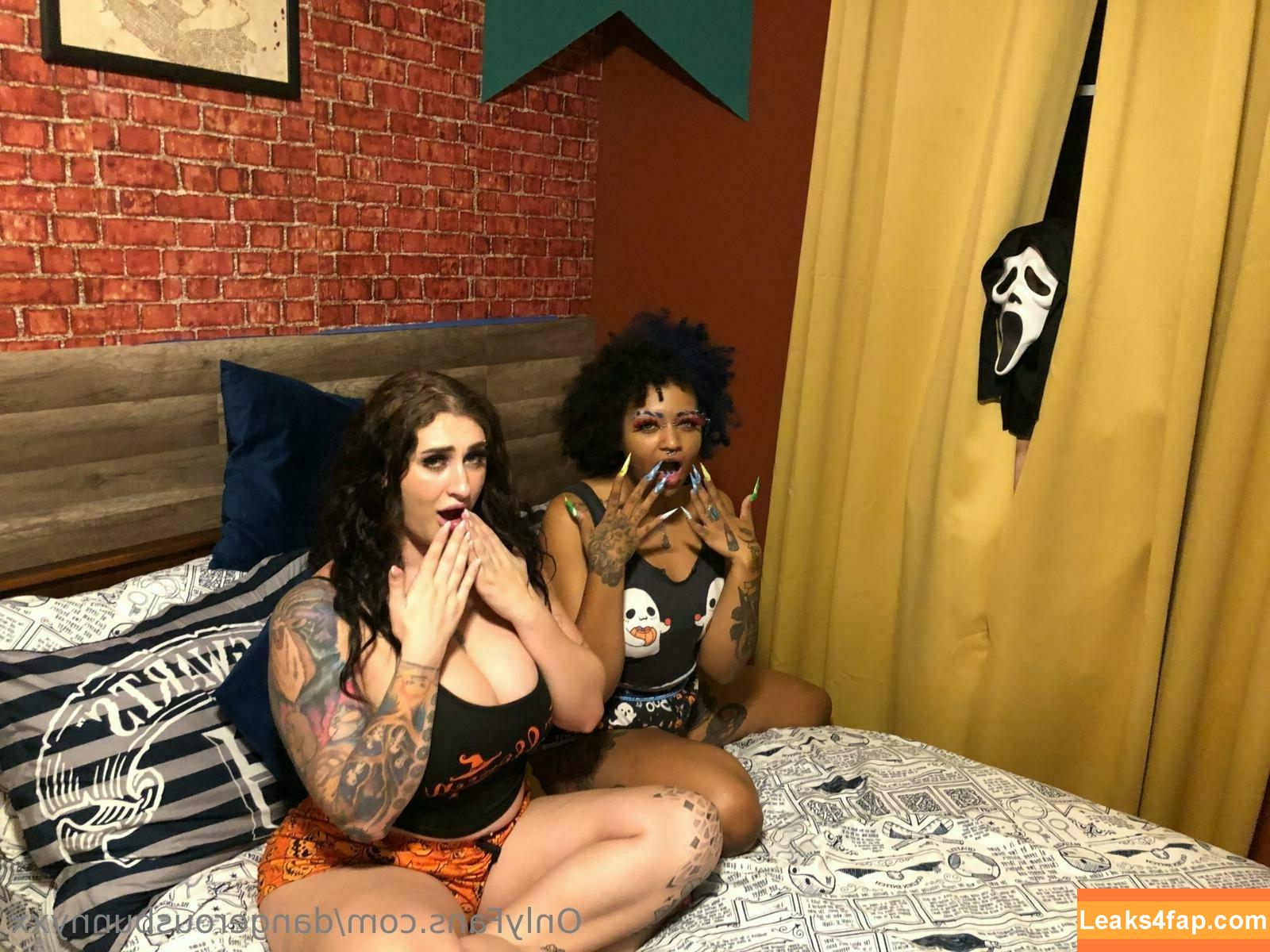 dangerousbunnyxx / patootiepeaches leaked photo photo #0068