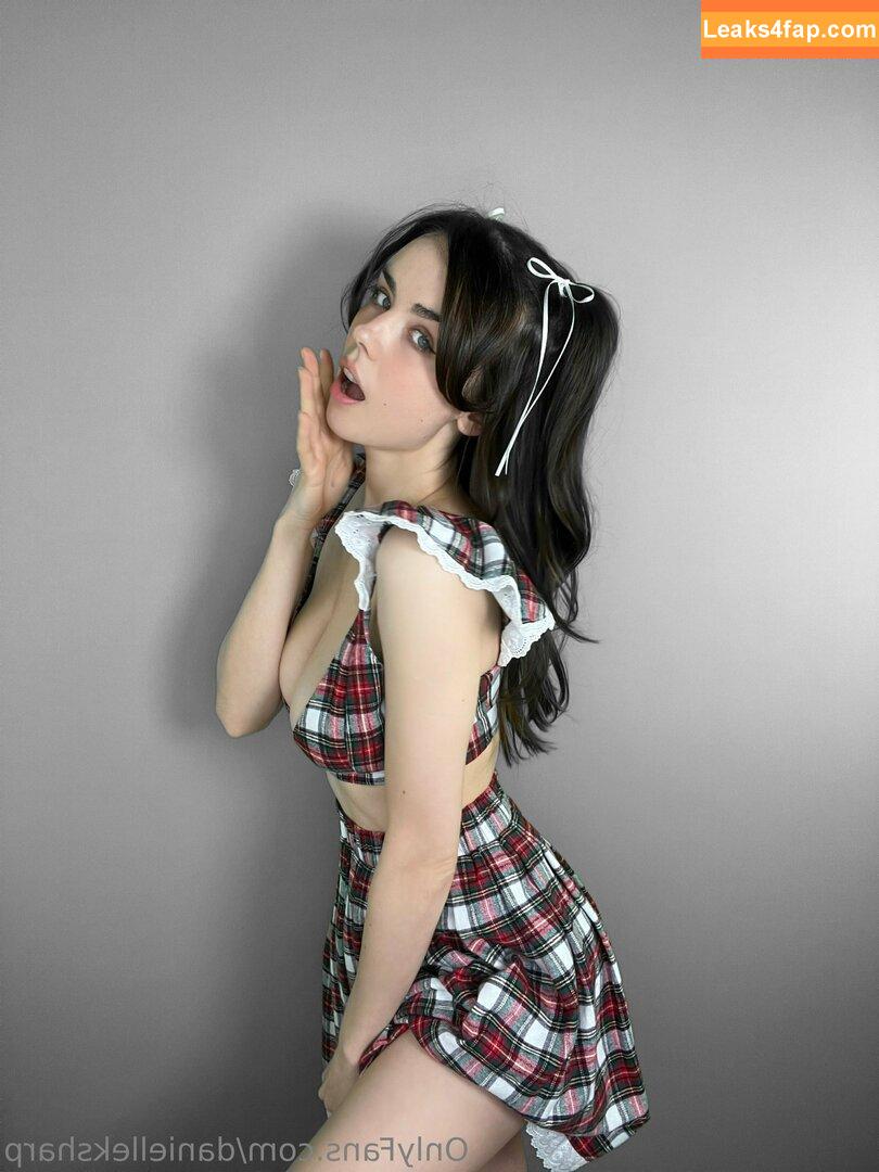 Daniimee / Danielle Sharp / danielleksharp leaked photo photo #0005