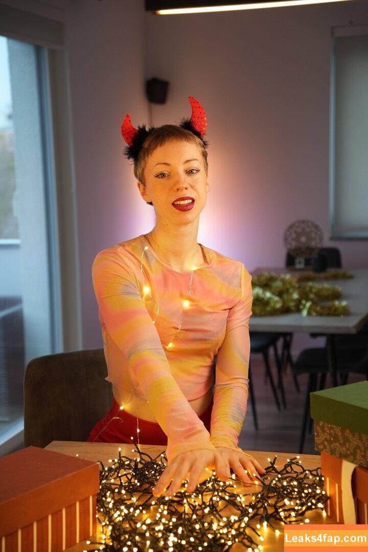 diewildeveganerin /  leaked photo photo #0011