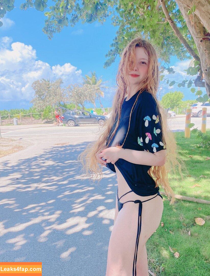 Diovana Konigsreuter / diokonigsreuter / diovanakoni leaked photo photo #0016