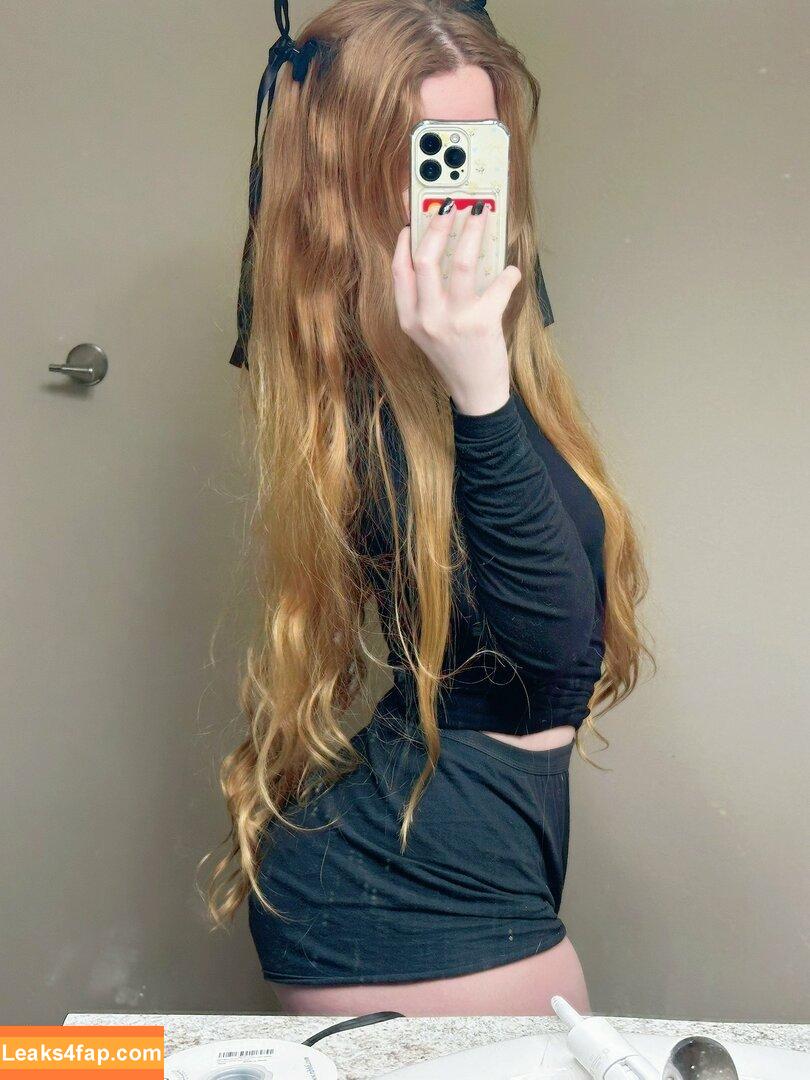 Diovana Konigsreuter / diokonigsreuter / diovanakoni leaked photo photo #0737