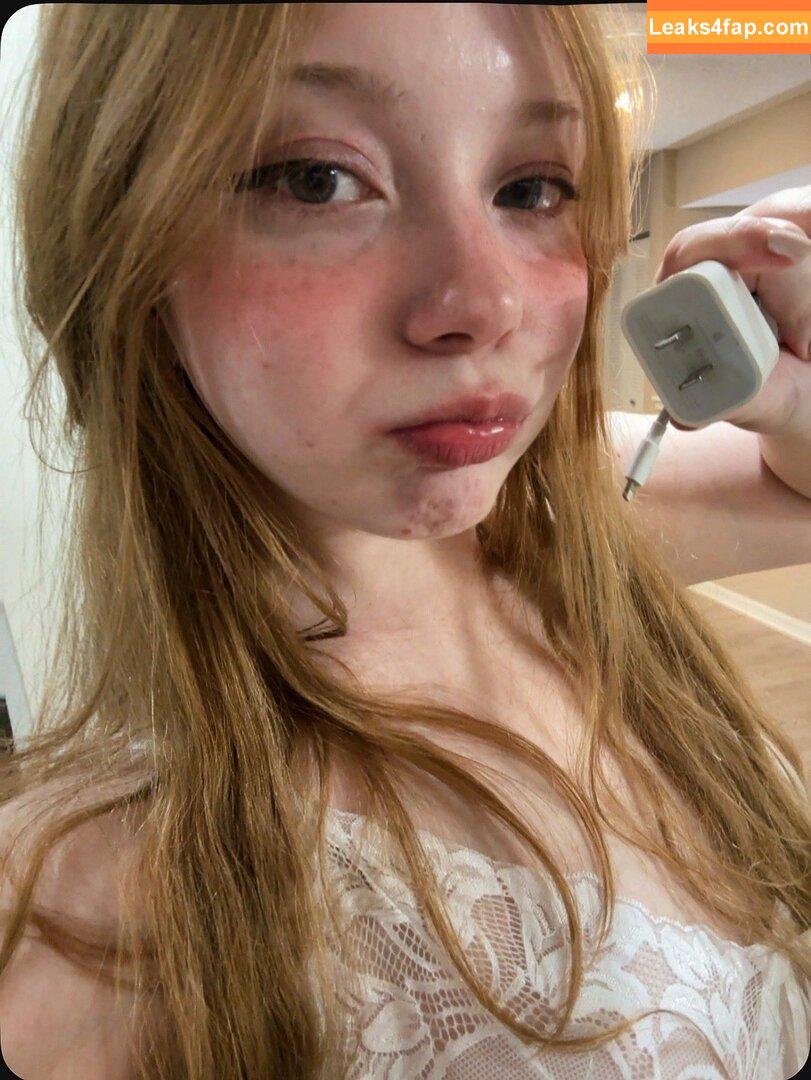 Diovana Konigsreuter / diokonigsreuter / diovanakoni leaked photo photo #1045