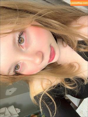 Diovana Konigsreuter photo #1014