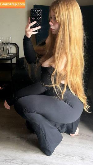 Diovana Konigsreuter photo #1054