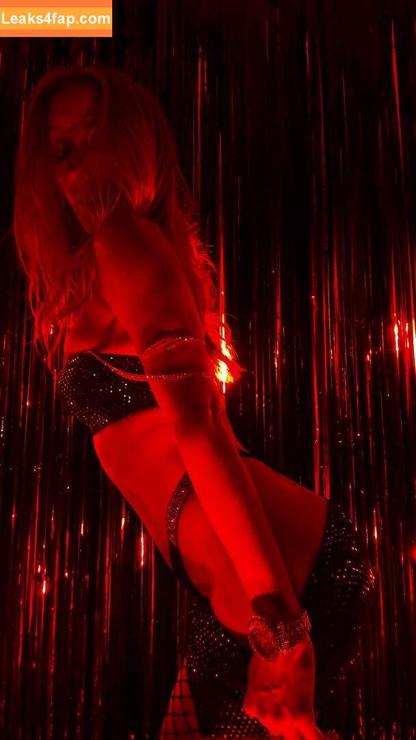 djmissshelton /  leaked photo photo #0015