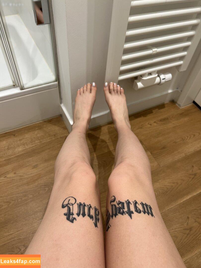Elizabeth Sanchez / ElizabethSancho / lizzysancho / mrsjuicyass / sanchezjuicyfeet leaked photo photo #0038