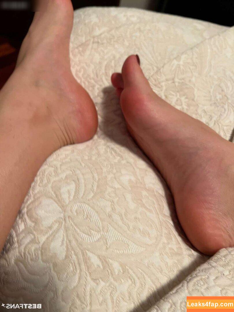 Elizabeth Sanchez / ElizabethSancho / lizzysancho / mrsjuicyass / sanchezjuicyfeet leaked photo photo #0071