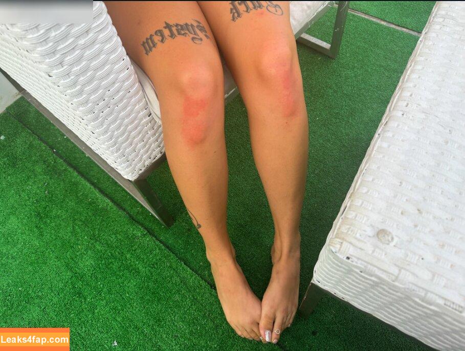 Elizabeth Sanchez / ElizabethSancho / lizzysancho / mrsjuicyass / sanchezjuicyfeet leaked photo photo #0090