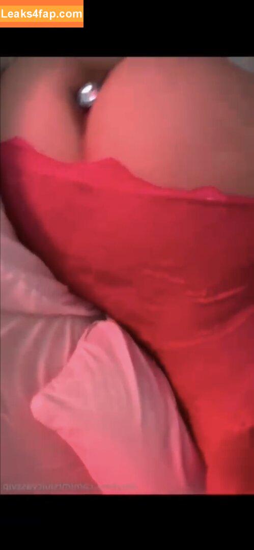 Elizabeth Sanchez / ElizabethSancho / lizzysancho / mrsjuicyass / sanchezjuicyfeet leaked photo photo #0192
