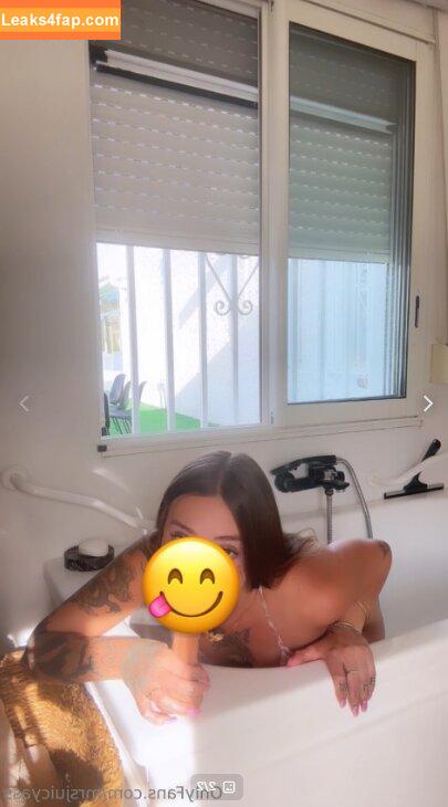 Elizabeth Sanchez / ElizabethSancho / lizzysancho / mrsjuicyass / sanchezjuicyfeet leaked photo photo #0206