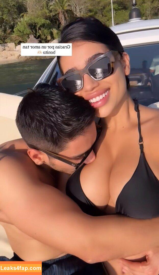 elizabethpinaa / Elizabeth Flores / PinaaElizabeth leaked photo photo #0003