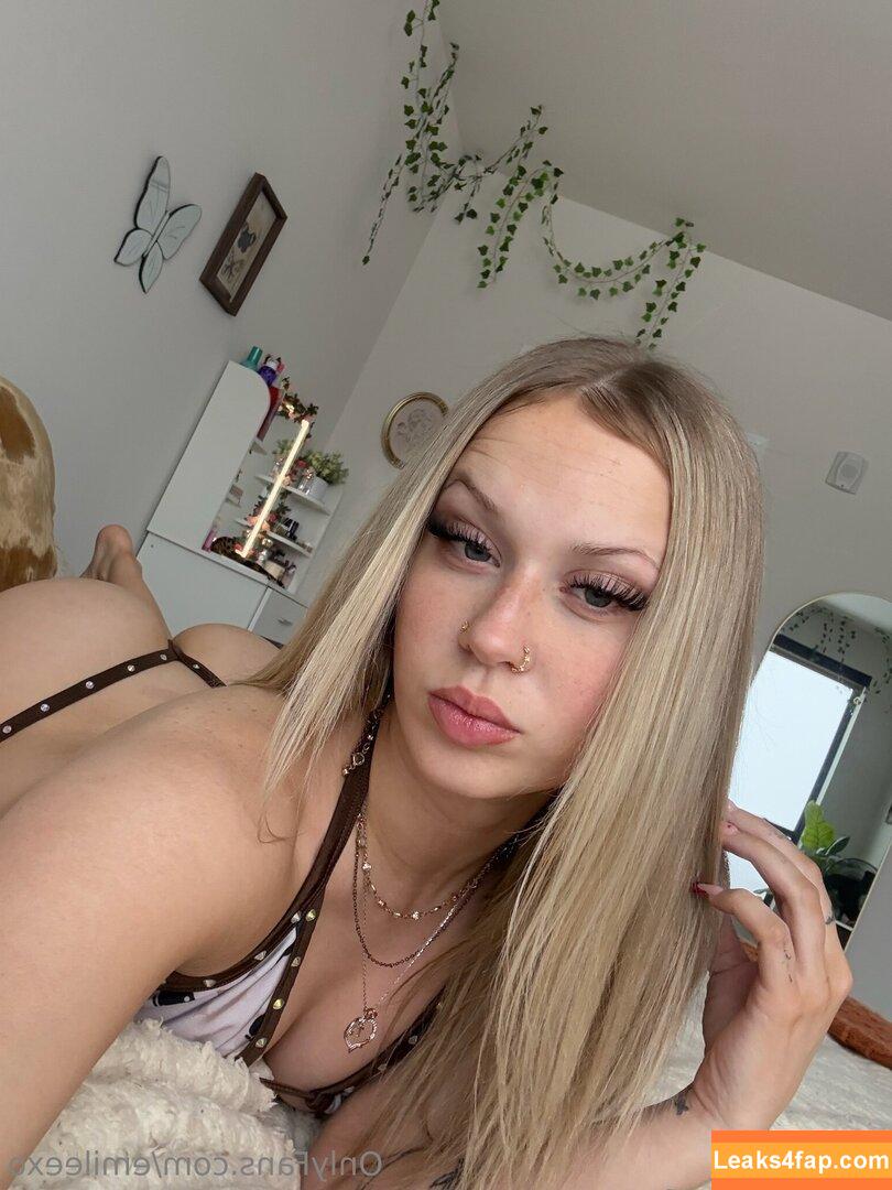 emileexo / im.emileexo leaked photo photo #0064