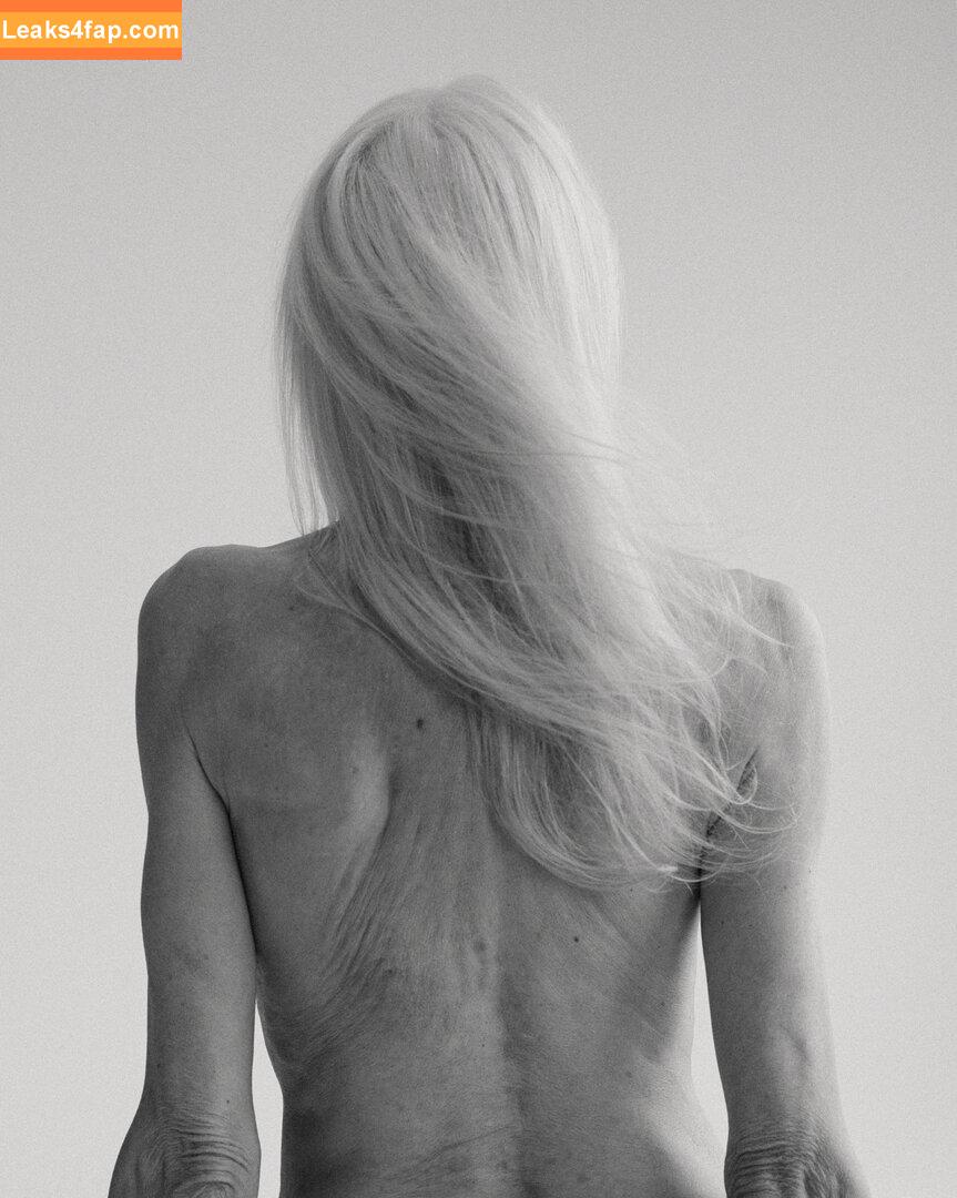 Emily Burns /  leaked photo photo #0002