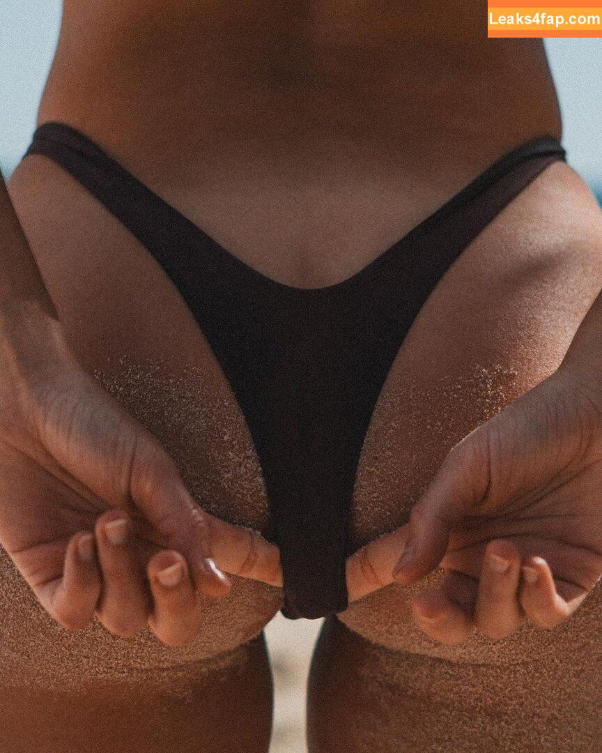 Emily Feld / emily.feld leaked photo photo #0549