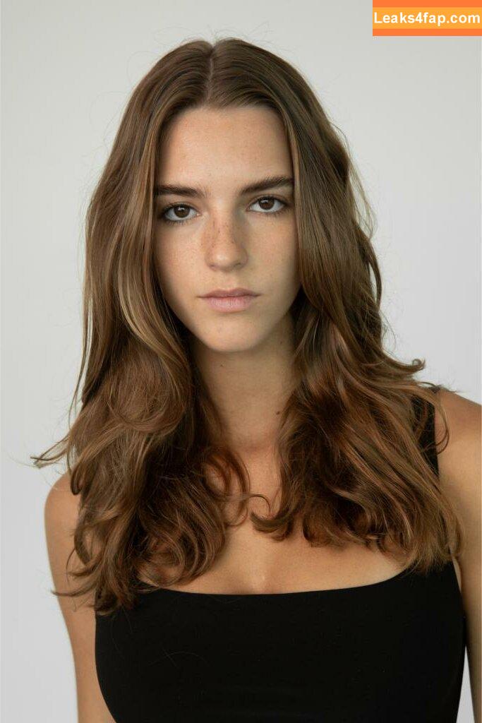Emily Feld / emily.feld leaked photo photo #0736