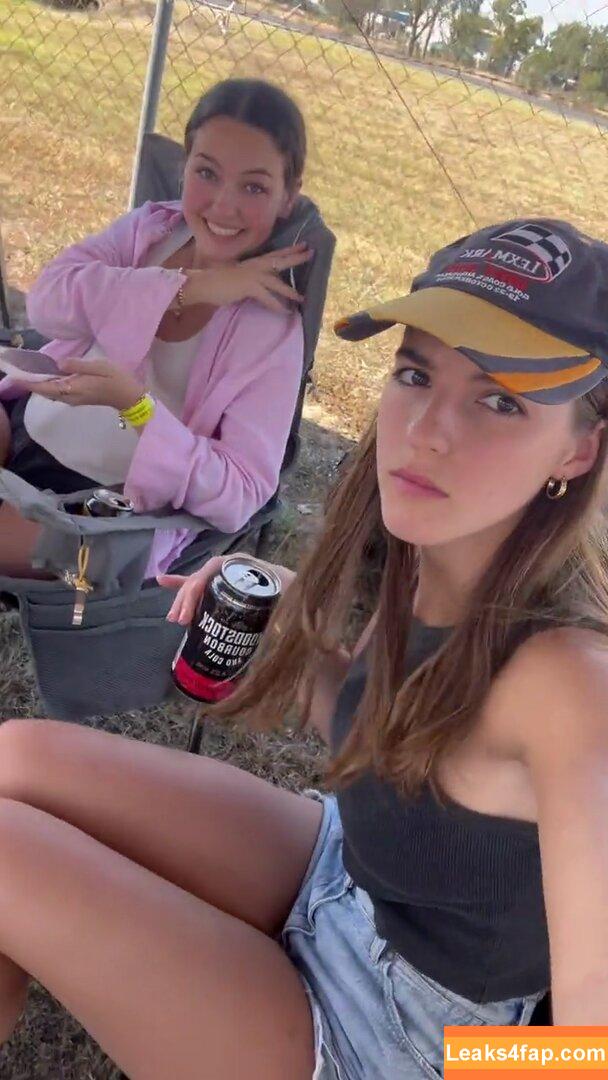 Emily Feld / emily.feld leaked photo photo #0754