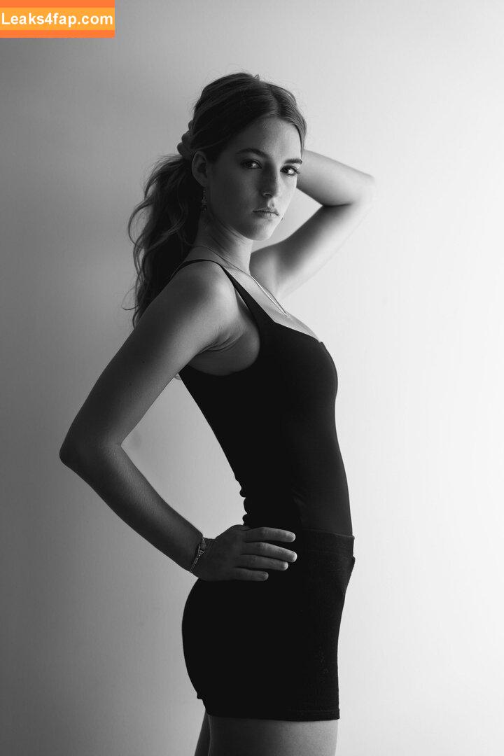 Emily Feld / emily.feld leaked photo photo #0778