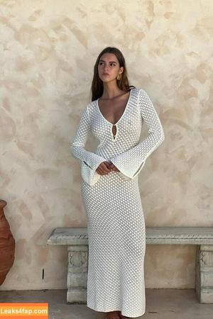 Emily Feld photo #0207