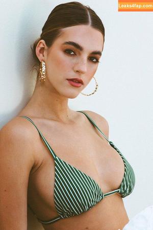 Emily Feld photo #0389