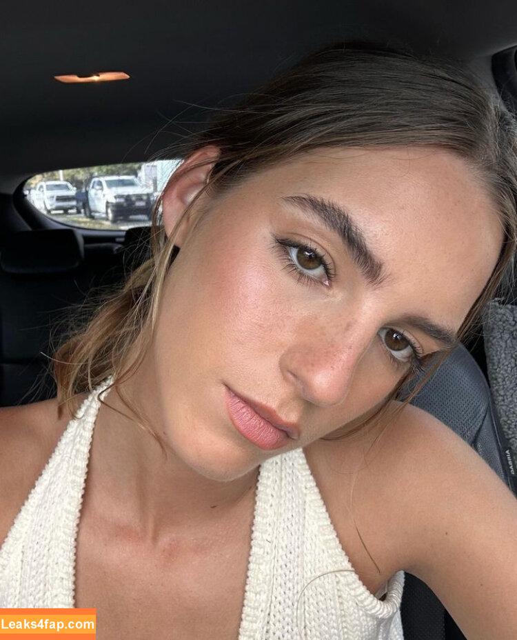Emily Feld / emily.feld leaked photo photo #1231