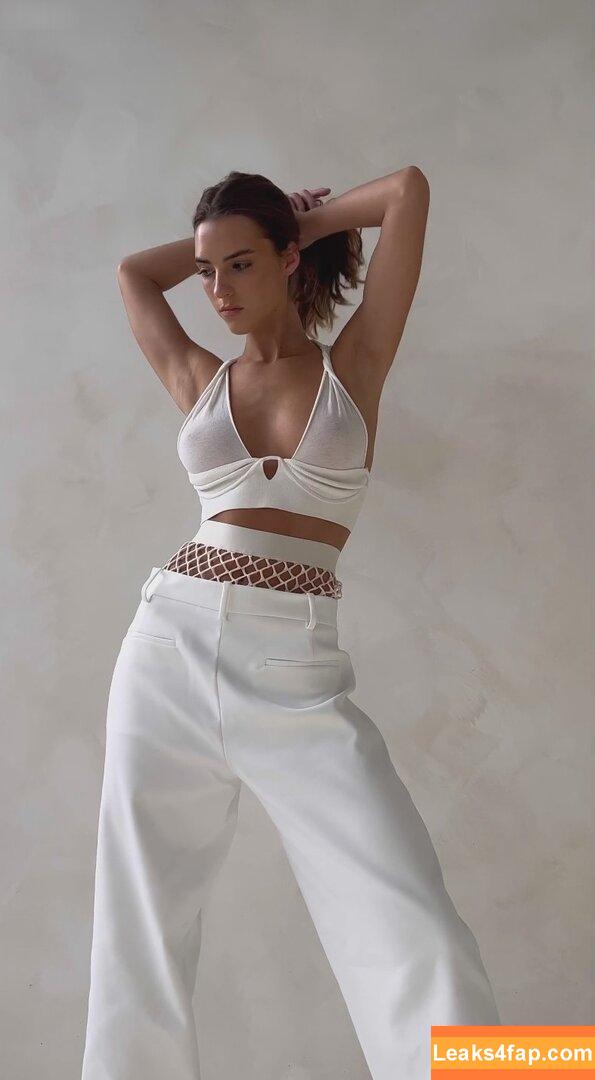 Emily Feld / emily.feld leaked photo photo #1234