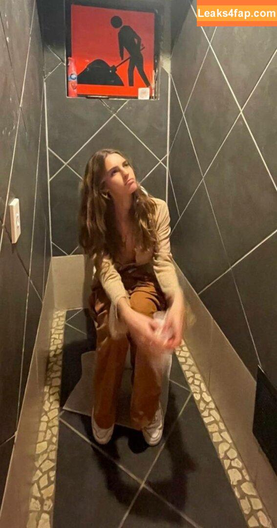 Emily Feld / emily.feld leaked photo photo #1279