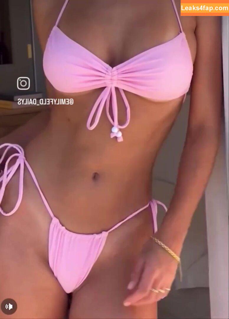 Emily Feld / emily.feld leaked photo photo #1570