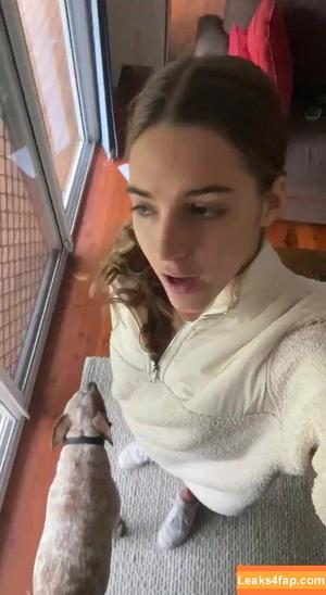 Emily Feld photo #1276