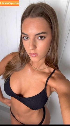 Emily Feld photo #1675