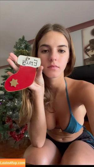 Emily Feld photo #1703