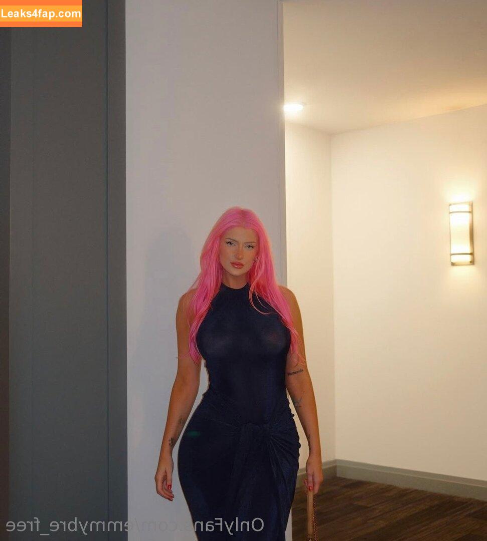 emmybre_free / emmybre_ leaked photo photo #0035