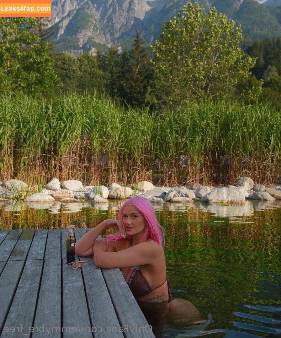 emmybre_free / emmybre_ leaked photo photo #0038