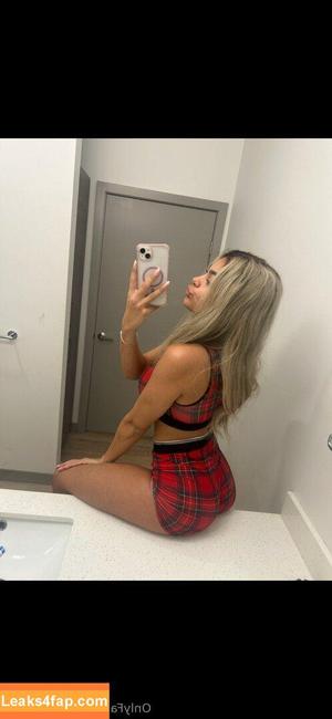 esteemae фото #0022