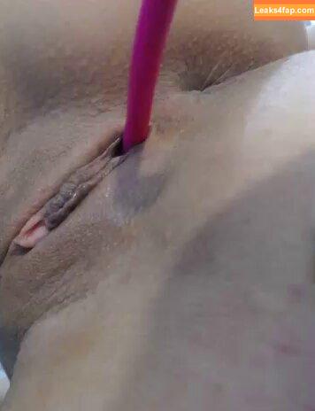 eva75033301 / pimptheimp / sex4you7711 / the_unknown_girl leaked photo photo #0031