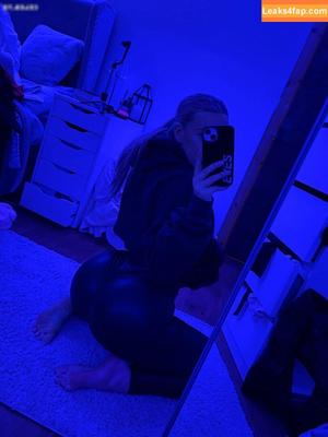 Evie Garbe photo #0017