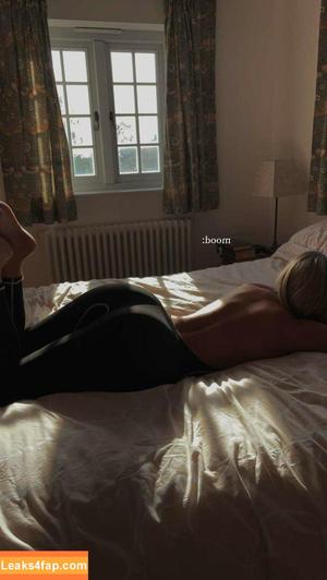 Evie Garbe photo #0089