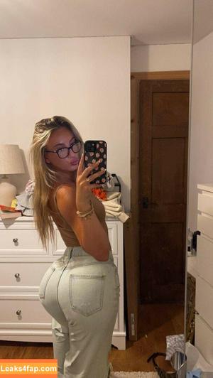 Evie Garbe photo #0104