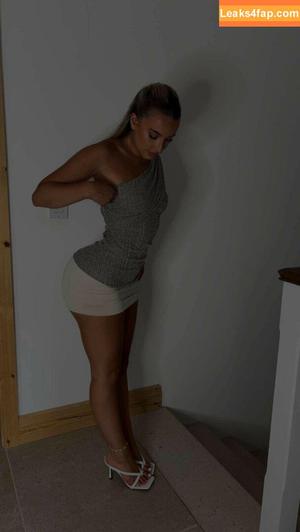 Evie Garbe photo #0176