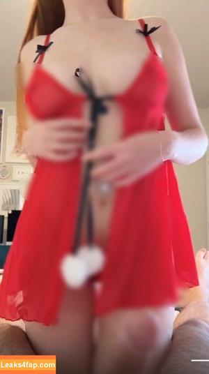 felicity_freckle_free photo #0004