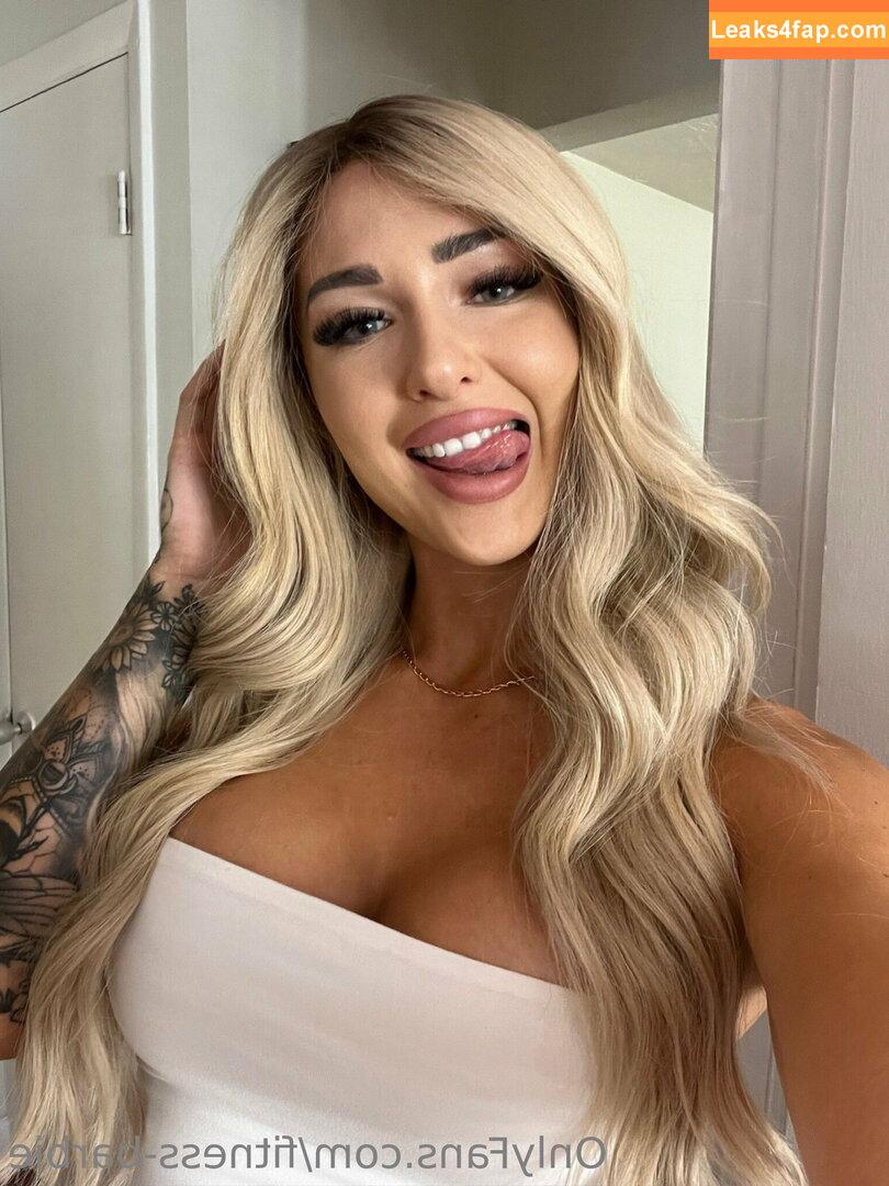 fitness-barbie / fitnessbarbie_ leaked photo photo #0038