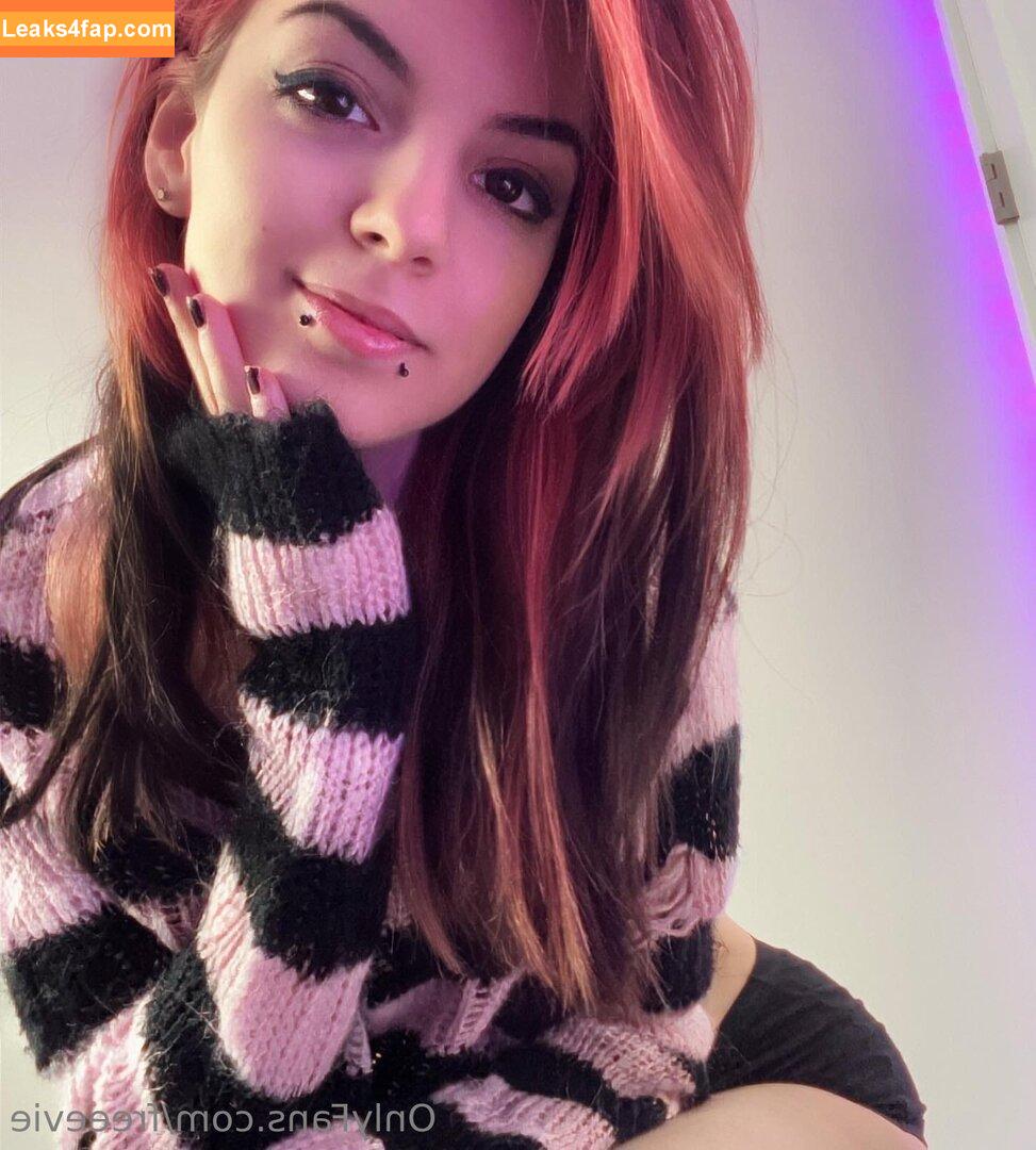 freeevie /  leaked photo photo #0023