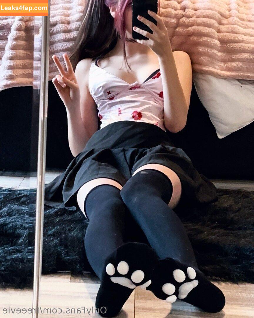 freeevie /  leaked photo photo #0028