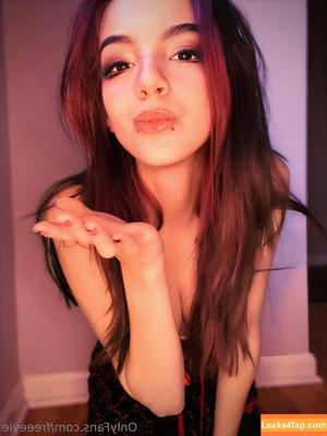 freeevie photo #0026