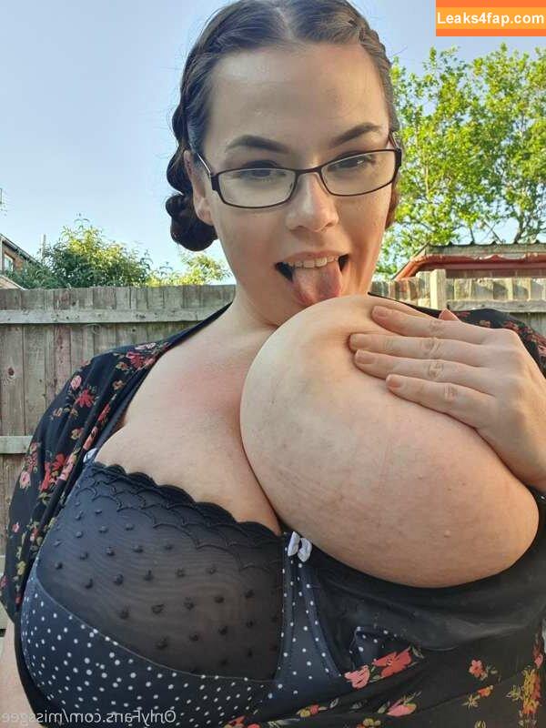 georginagee / ____missgee____ / https: leaked photo photo #0039